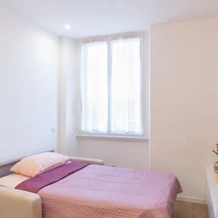 Station-duomo 10 Min Fast Wifi & Metro Apartment